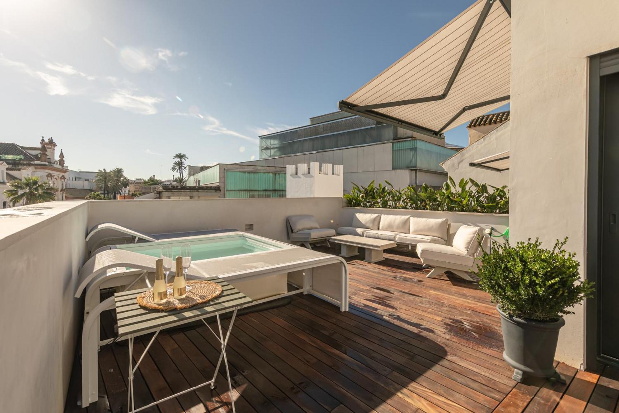 Green-Apartments Reales Atarazanas Suites Sevilla Eksteriør billede
