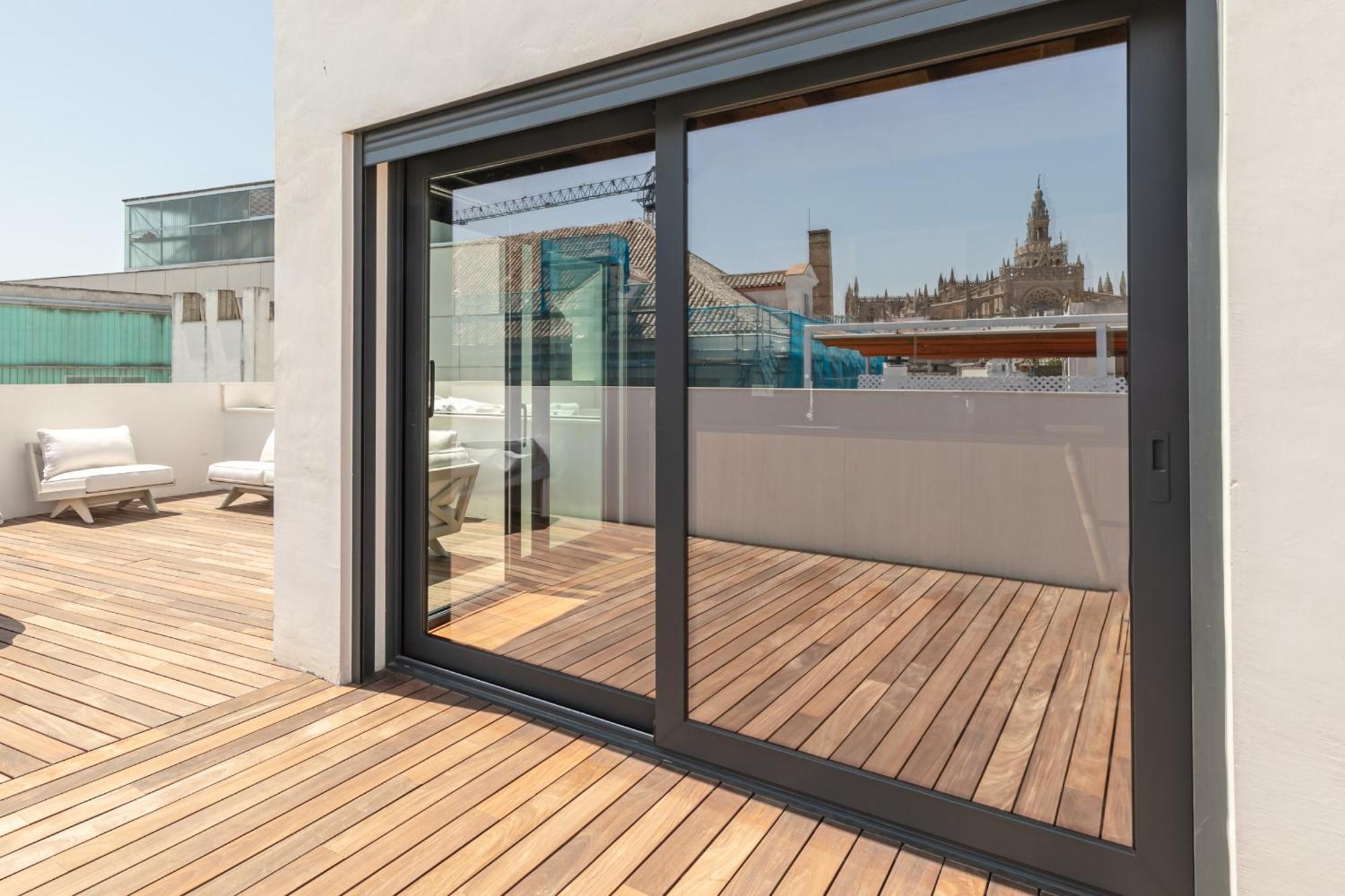 Green-Apartments Reales Atarazanas Suites Sevilla Eksteriør billede